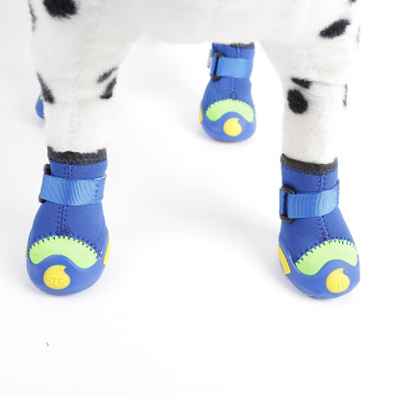 Venta caliente BOTINES PARA PERROS Zapatos de invierno para mascotas de protección Botines impermeables Rain Walk Dog Shoes